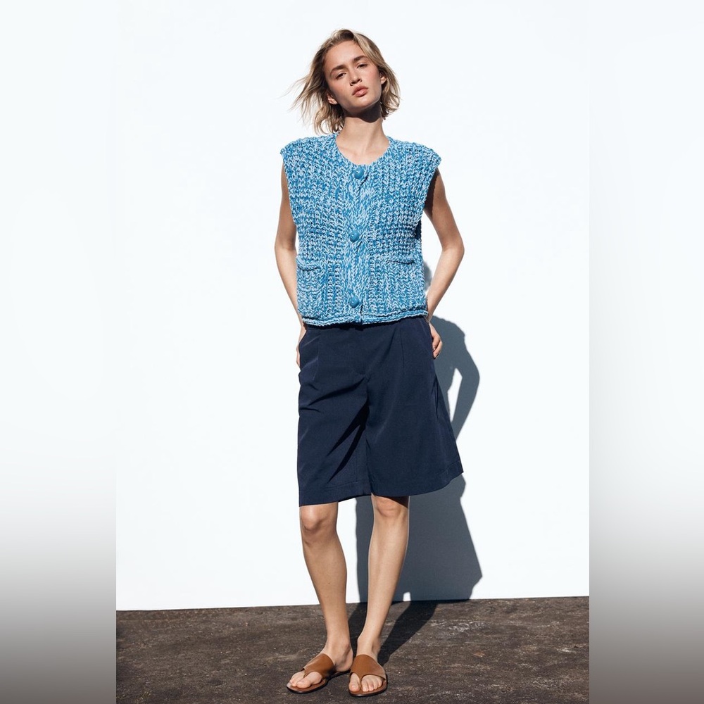 Zara Blue Chunky Knit Button-Down Vest sz M
